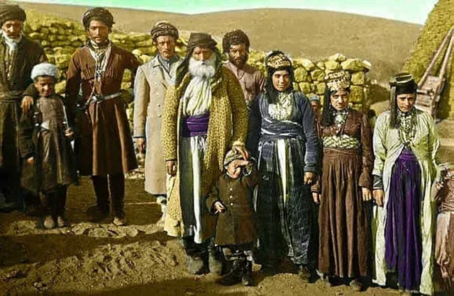 Rêwîtiya Tiblîsê û gorên Şikoyê Hesen û Keremê Anqosî