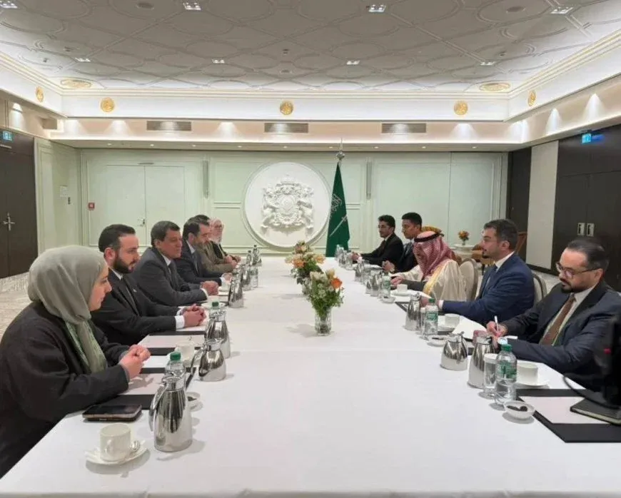 Mazlum Ebdî û Îlham Ehmed bi Wezîrê Siûdî re civiyan