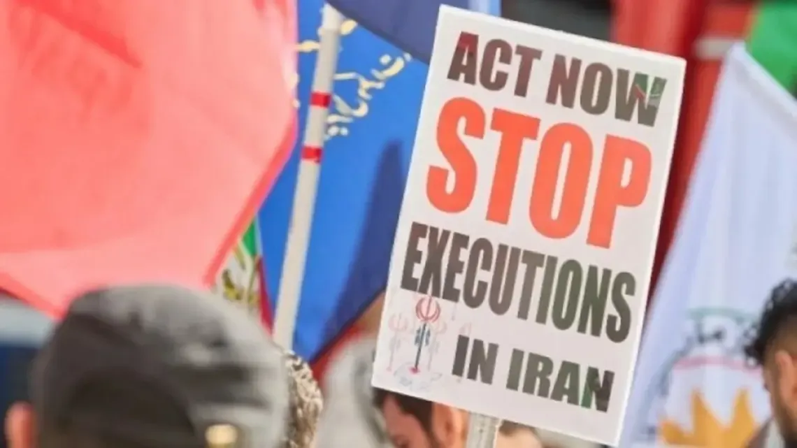 Rejîma Îranê di mehekî de 350 kesî darvekir