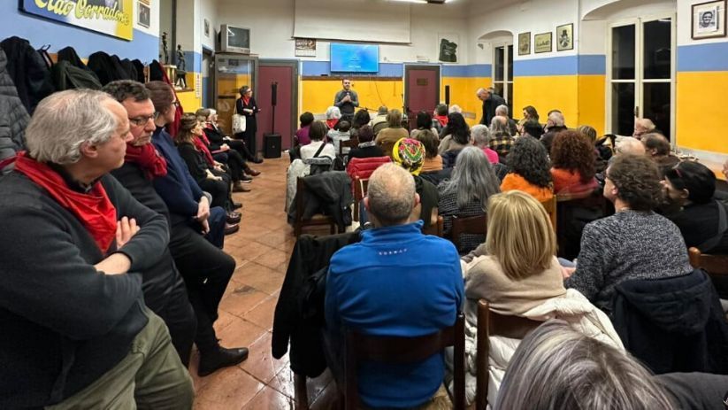 Li Îtalyayê panela Rojava biparêze 