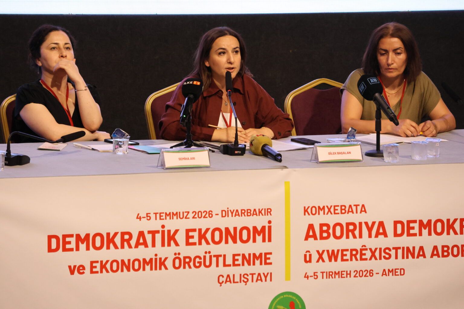 ‘Jin dikarin bi perspektîfa rizgariyê aboriya xwe ava bikin’