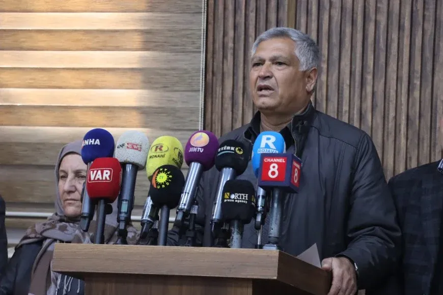 Ehmed Xace: Divê demildest dorpêça li ser Kobanê