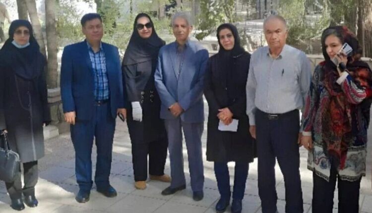 Rejîmê Îranî ceza daye 5 mamosteyanê cinî