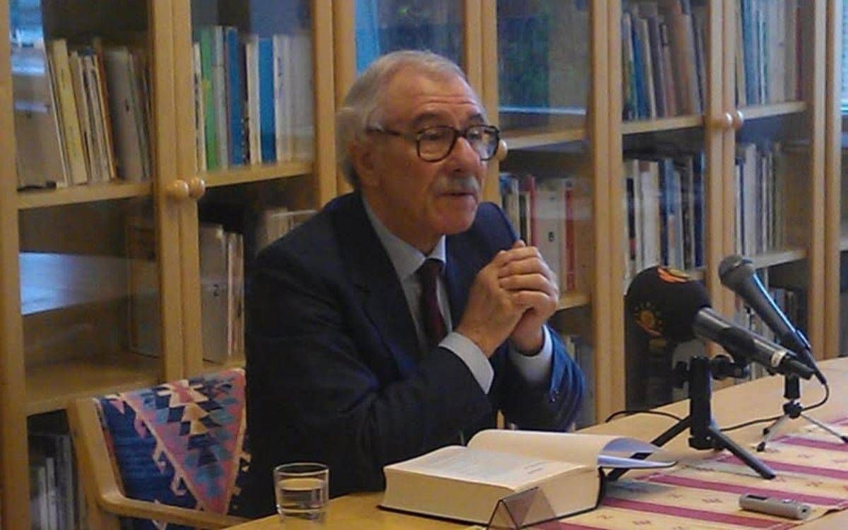 Ji demên qedexe heta sirguniyê rewşenbîrek afrîner: Mehmet Emîn Bozarslan