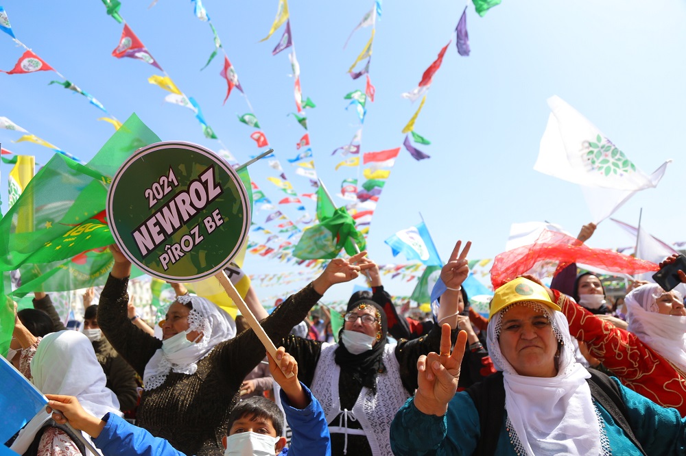 Çimaya Newroza kurdan!