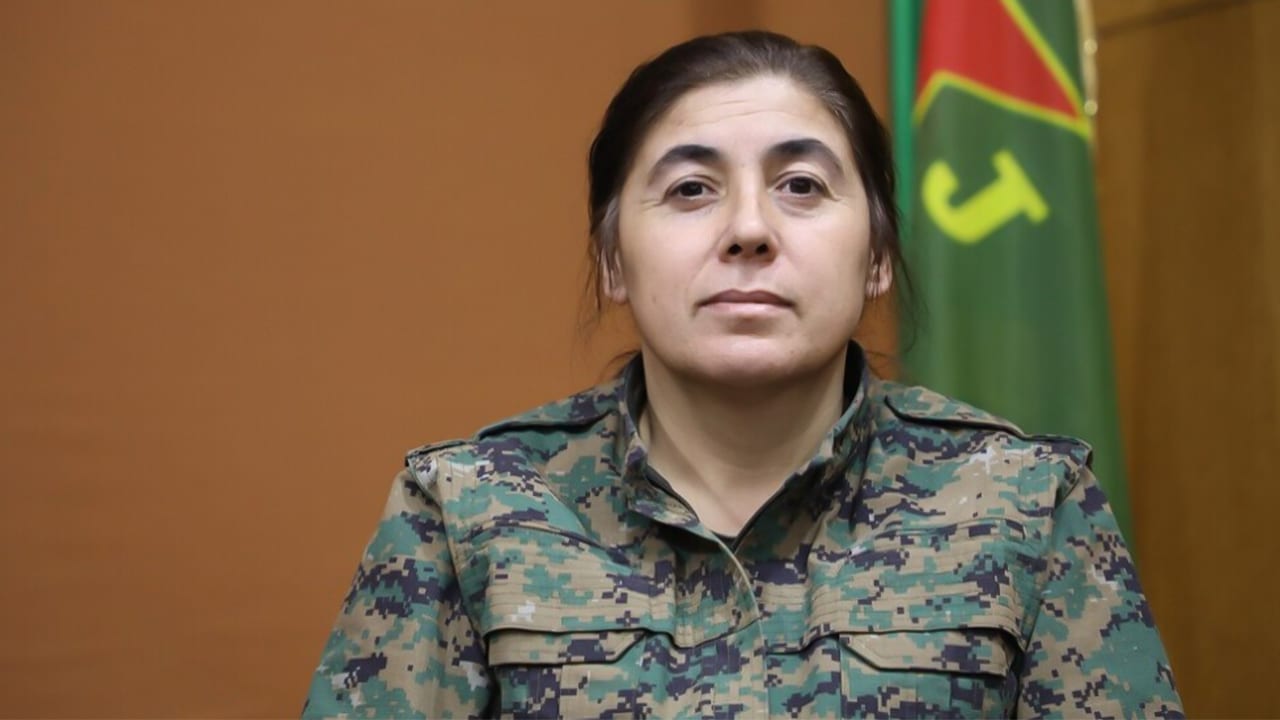 Cejna biharê û şopên lehengan