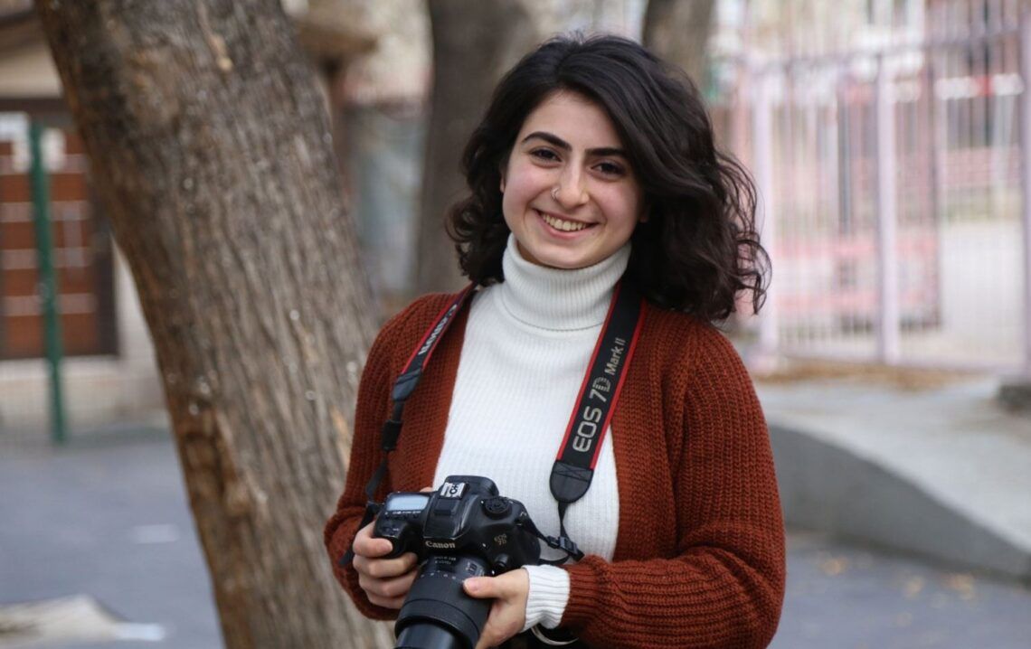 Derbarê lêpirsîna rojnameger Oznûr Deger de biryara neşopandinê