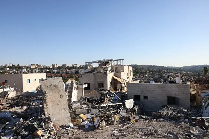 Di êrişan de  14 welatiyên sivîl hatin kuştin û 6 welatî jî birîndar bûn