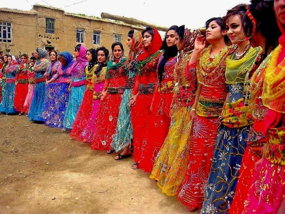 Kambaxiya populîzmê û çanda hed û sedan