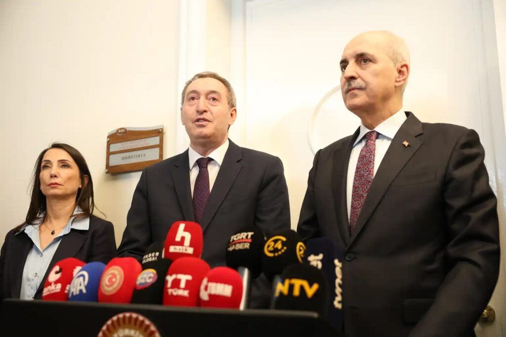 Bakirhan: Divê demildest qanûn derbikevin