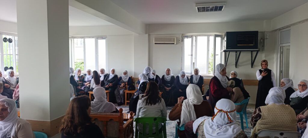 Gel bi girseyî çû serdana şîna Bahtiyar û Hîkmet Bîtkîn