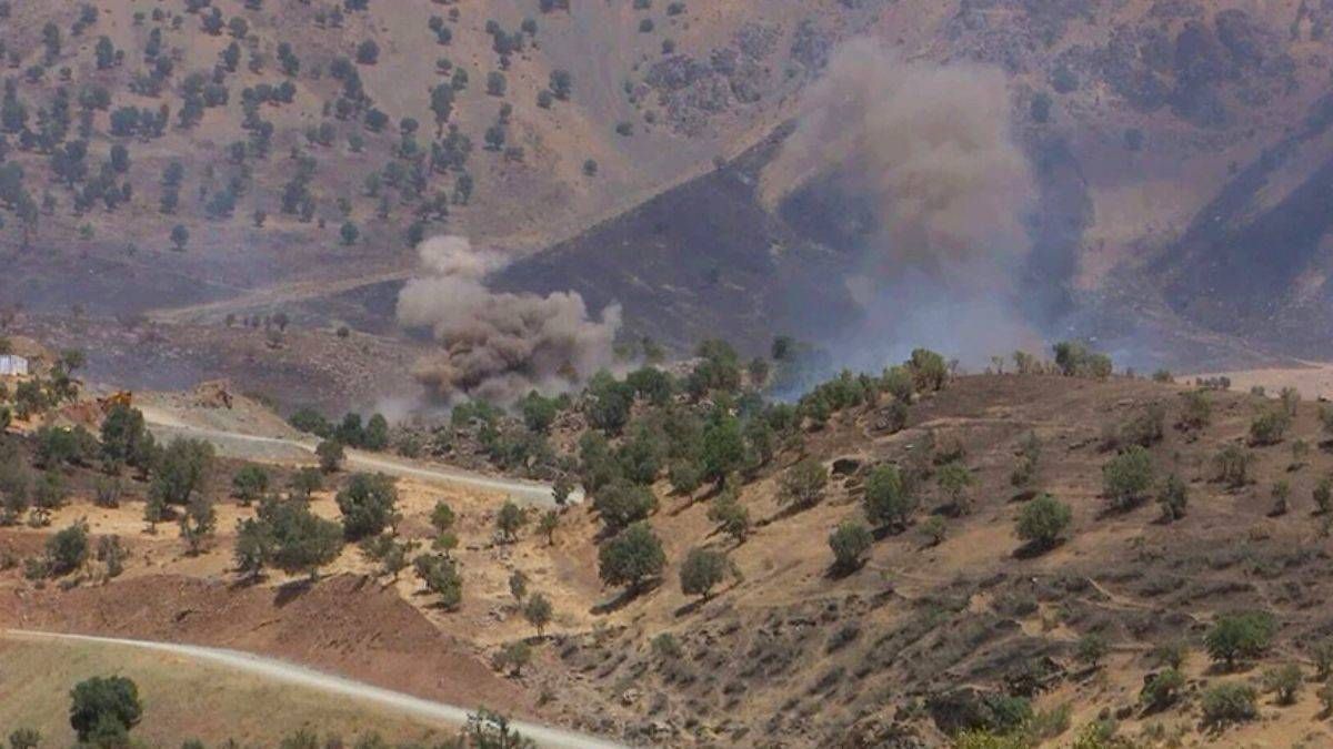 Li ser sînorê Rojhilat û Başûrê Kurdistanê êrişê Balafirên şer. 