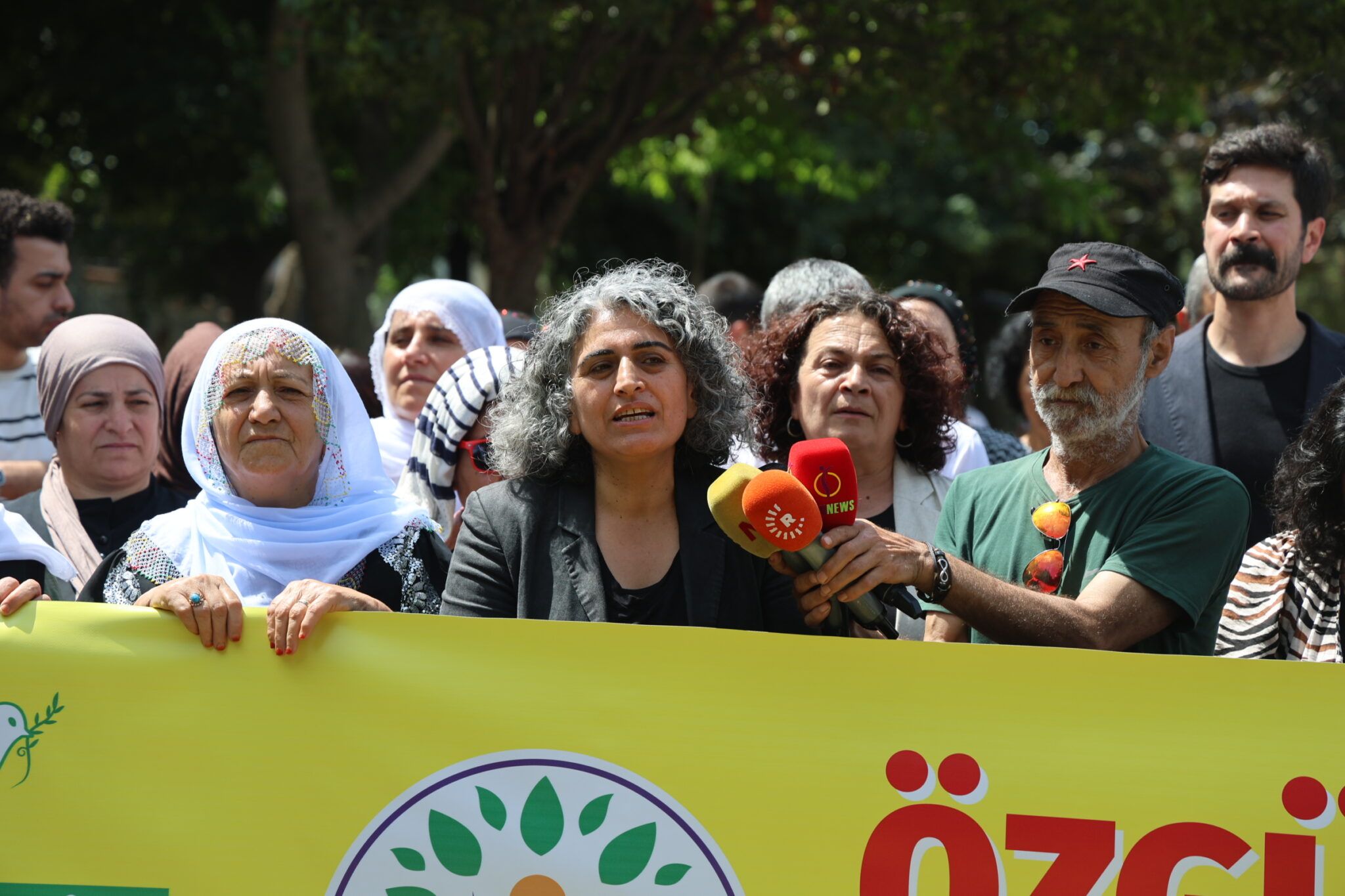 Li Stenbolê starta ‘Mitînga Azadiyê’: Em ê ji bo Rêbertiya azad li qadan bin