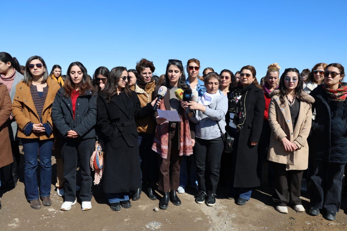 Heval Anahtar Kaya: Asîman yê me ye, Jiyan ya me ye