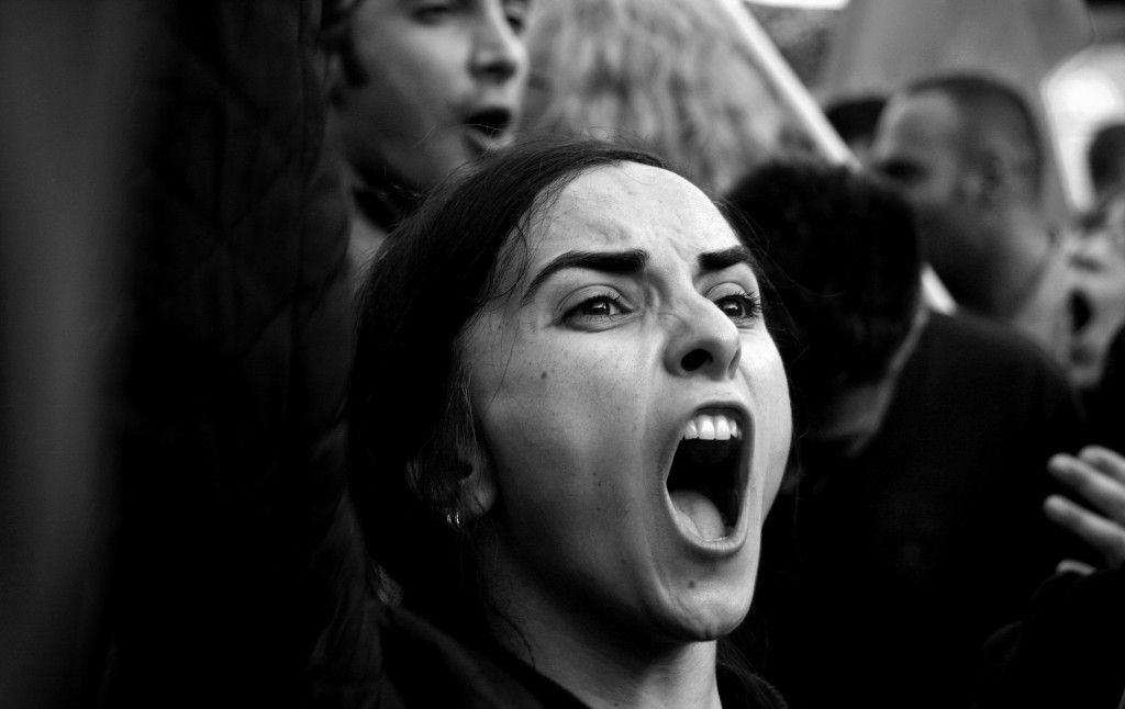 Bi milyonan zarokên keç û jin li ser bedena xwe ne xwedî biryar in