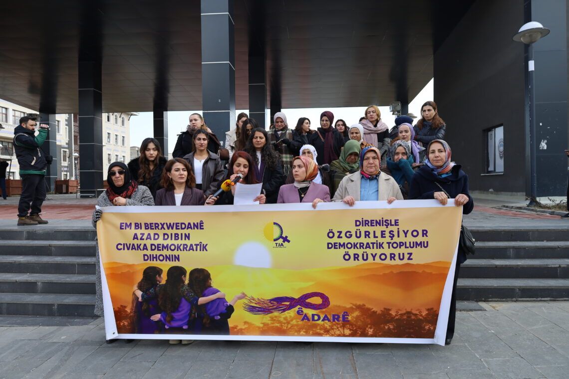 TJA: Em ji bo azadiya Abdullah Ocalan li qadan bin