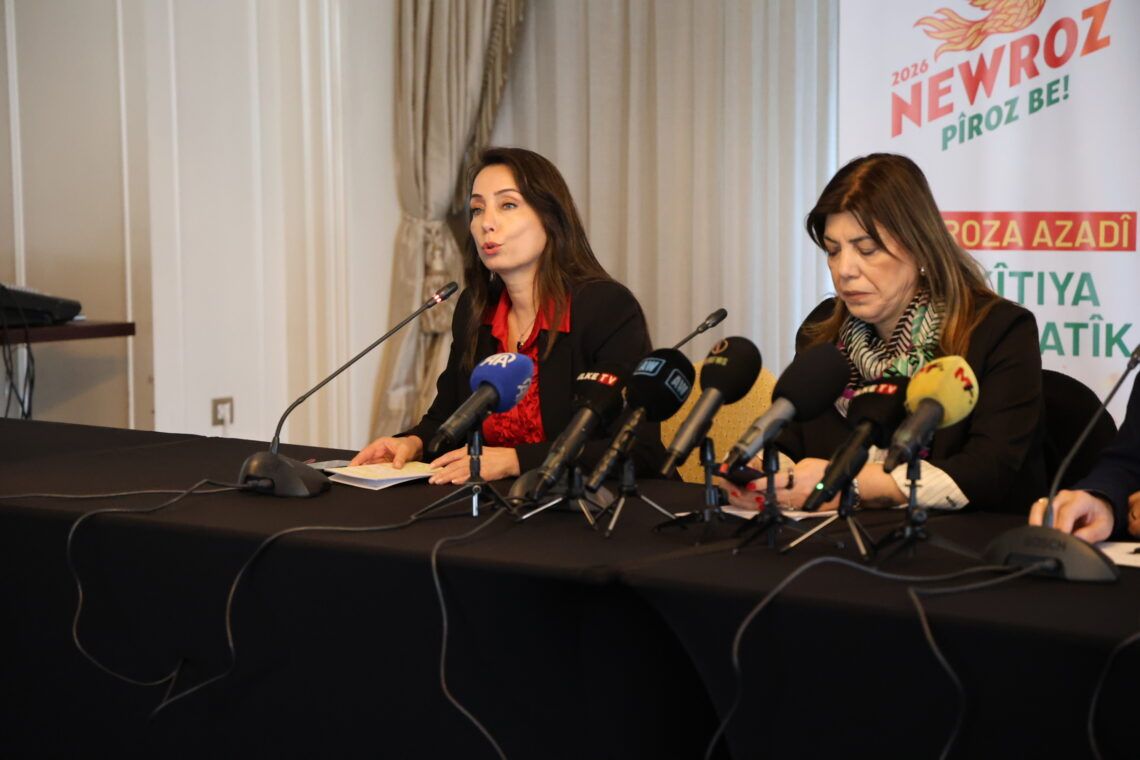 Tulay Hatimogûllari: Newroz azadiya gelê kurd û demokratîkbûyîna Tirkiyeyê ye